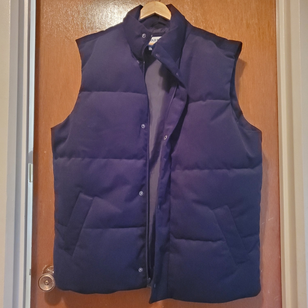 Men's Navy Puffer Vest